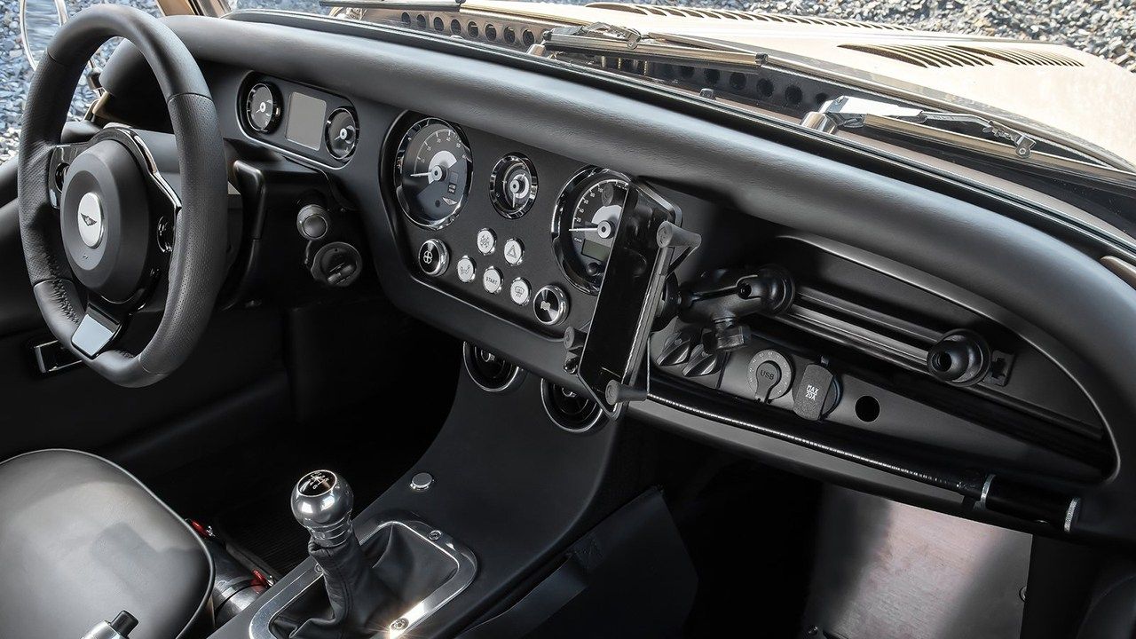 Morgan Plus Four CX-T - interior