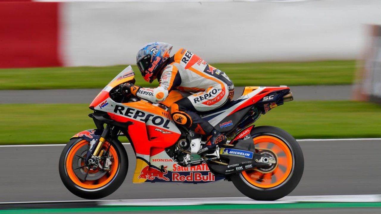 Pol Espargaró logra su primera pole con el Repsol Honda en MotoGP