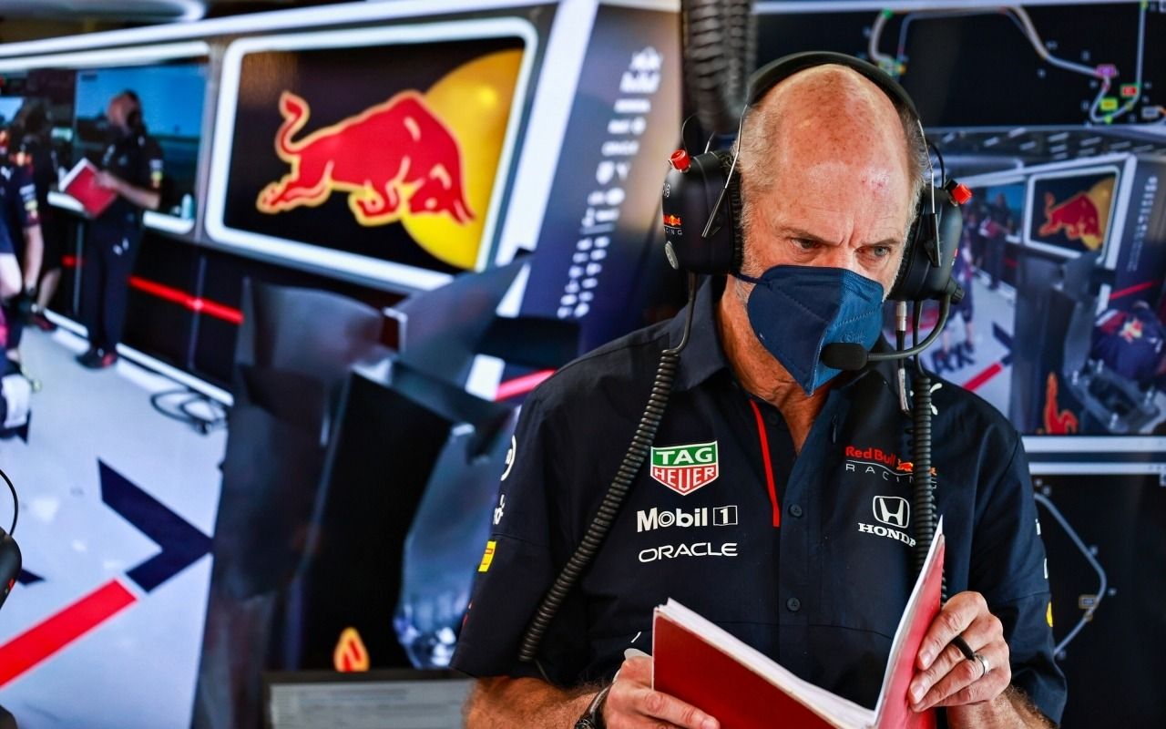 ¿Por qué es tan bueno el Red Bull RB16B? El mismísimo Newey te lo cuenta