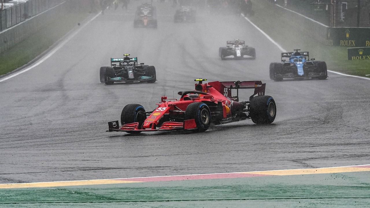 Sainz, tajante: «No merezco medio punto porque no he corrido la carrera»