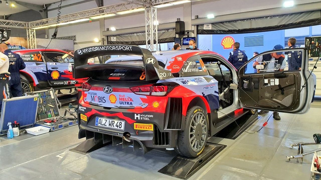 Thierry Neuville manda en casa y lidera el shakedown del Ypres Rally