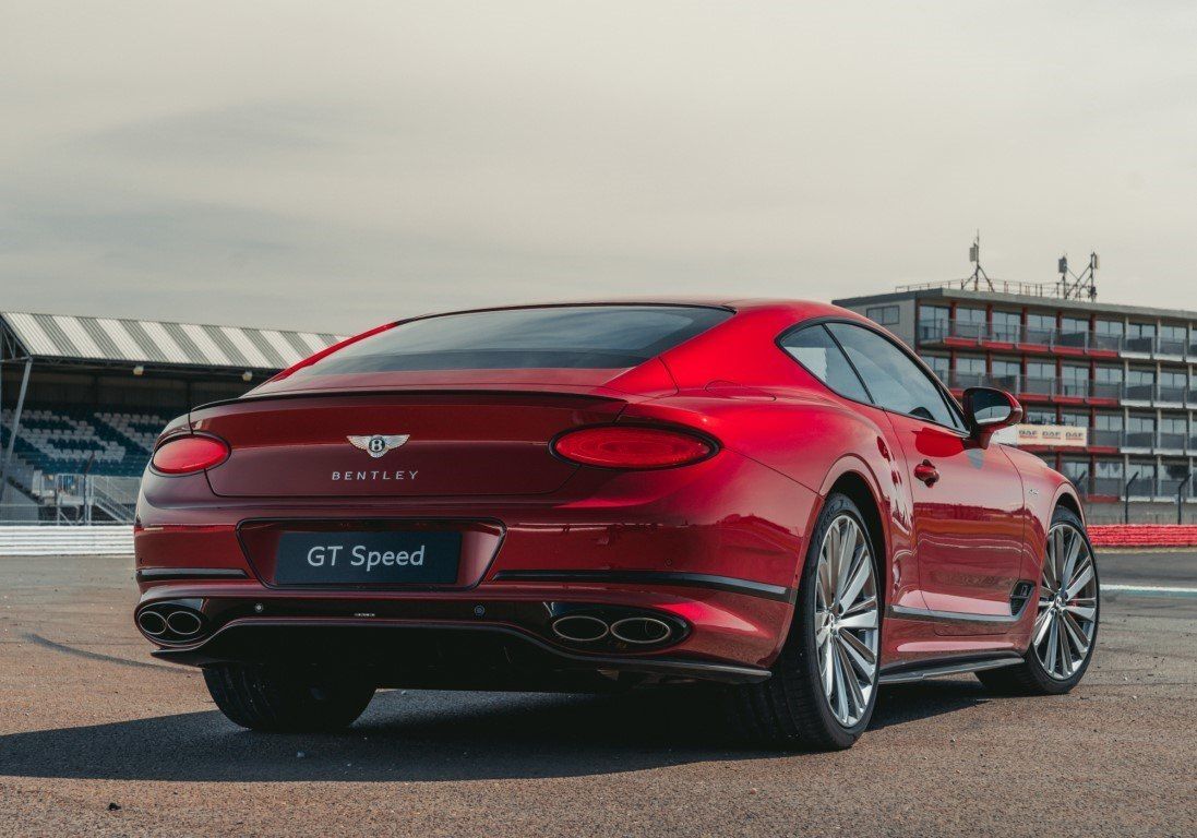 El exclusivo Bentley Continental GT Speed se hace más deportivo con Akrapovič 