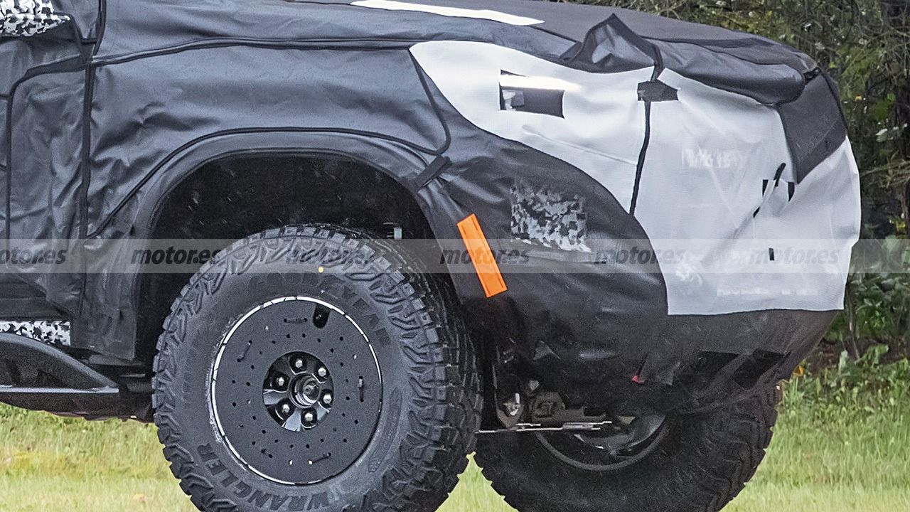 Chevrolet Colorado ZR2 2023 - foto espía frontal