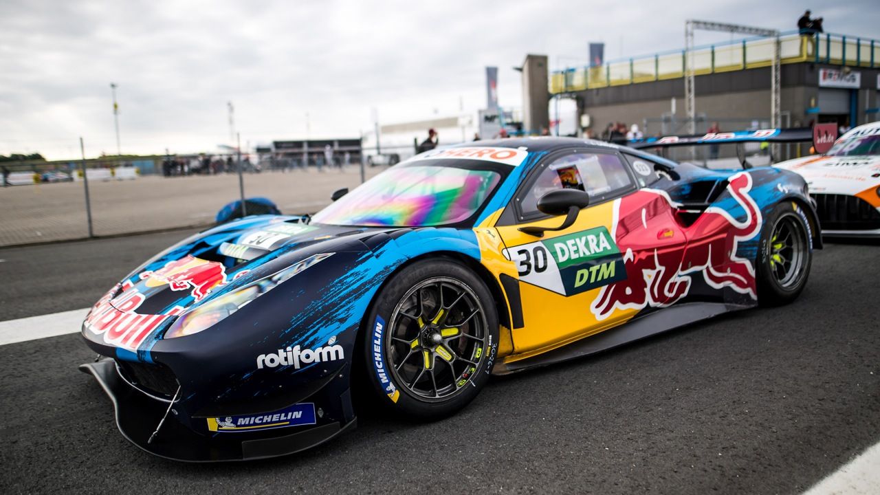 El doble podio de Liam Lawson en Assen le vale para ser nuevo líder del DTM