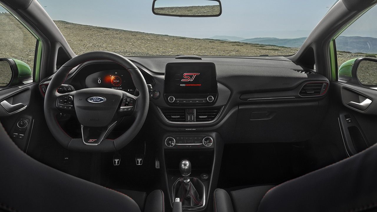 Ford Fiesta ST 2022 - interior