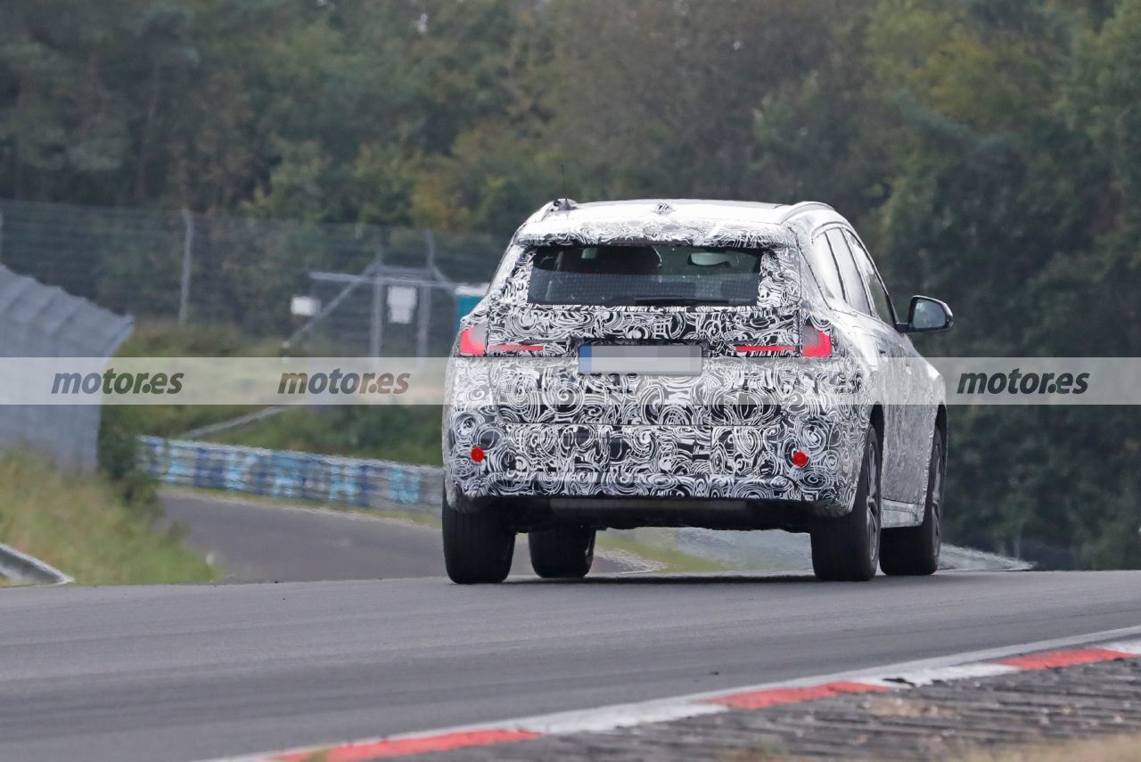 Foto espía BMW X1 2023 en Nürburgring - exterior