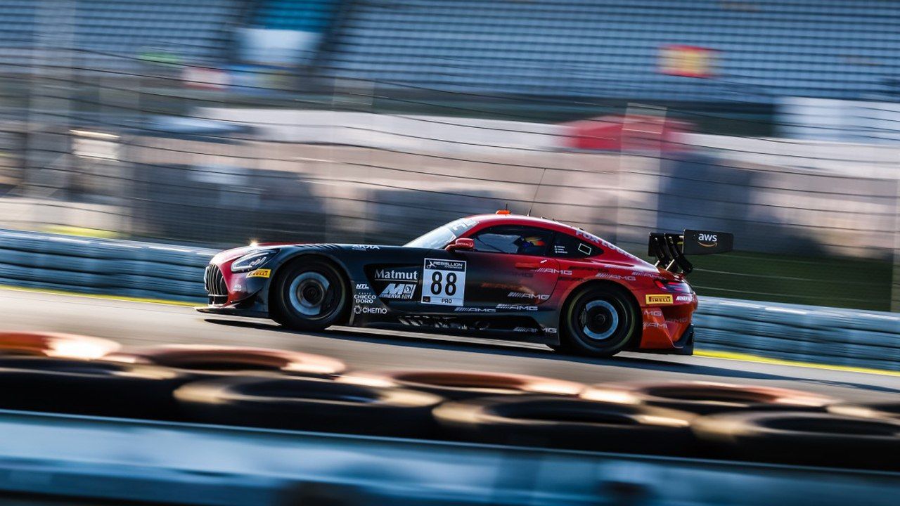 Los GT3 de Mercedes mandan en los libres de las 3 Horas de Nürburgring