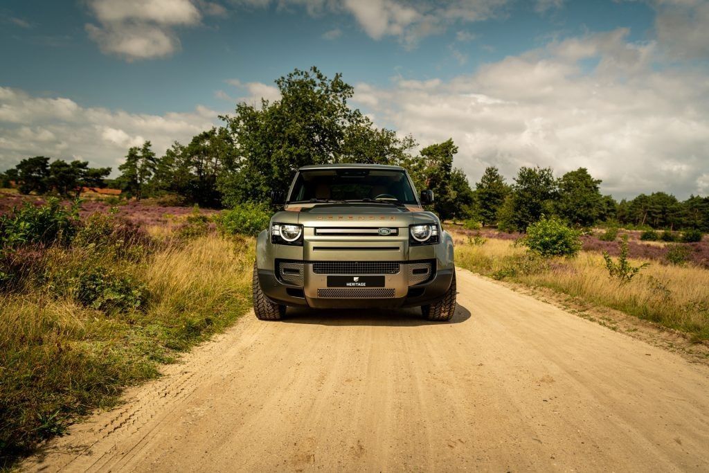 Heritage Customs Valiance Verdigris, un Land Rover Defender más elegante