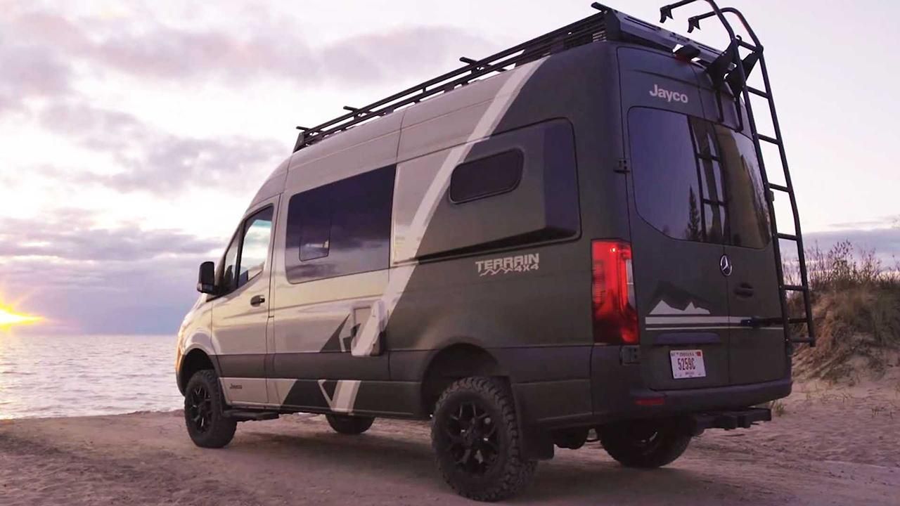 Jayco Terrain, el Mercedes Sprinter se convierte en una camper para aventureros