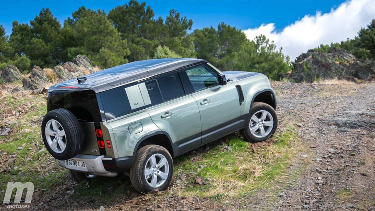 Land Rover Defender - posterior