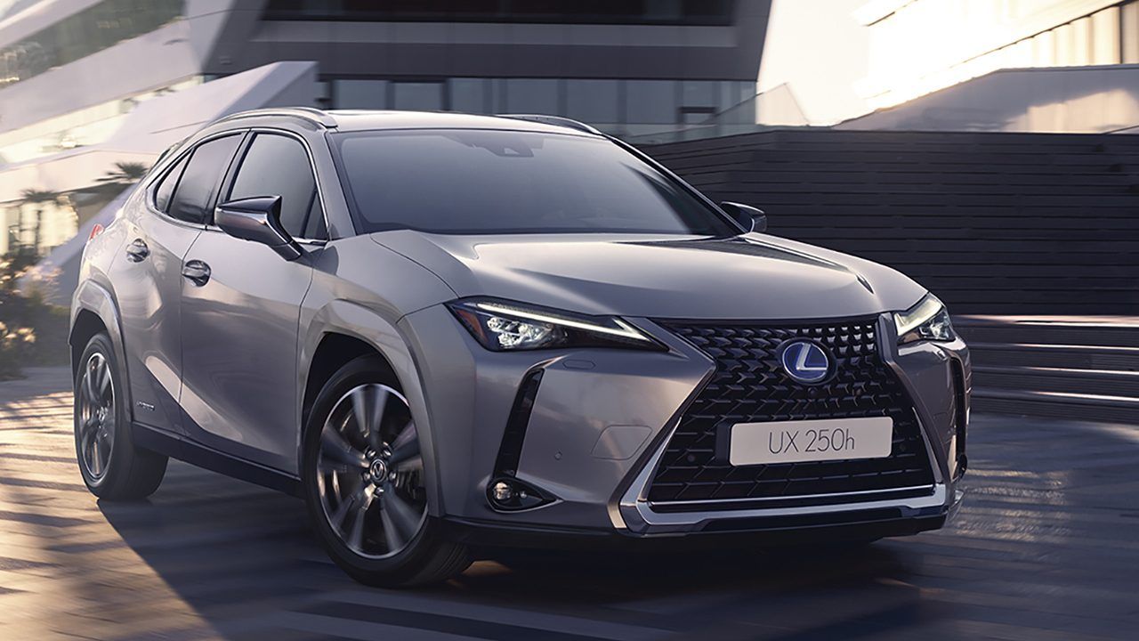 Más personalización para el Lexus UX 250h con opciones de diseño exterior e interior