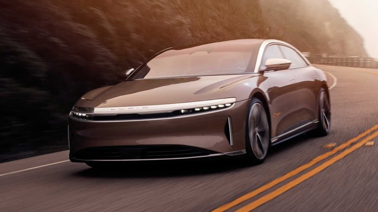 El nuevo Lucid Air, una berlina eléctrica que bate récord de autonomía