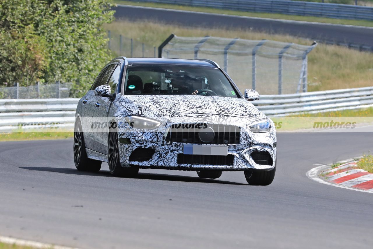 Los nuevos Mercedes-AMG C 63, y AMG C 63 Estate 2022, asaltan Nürburgring