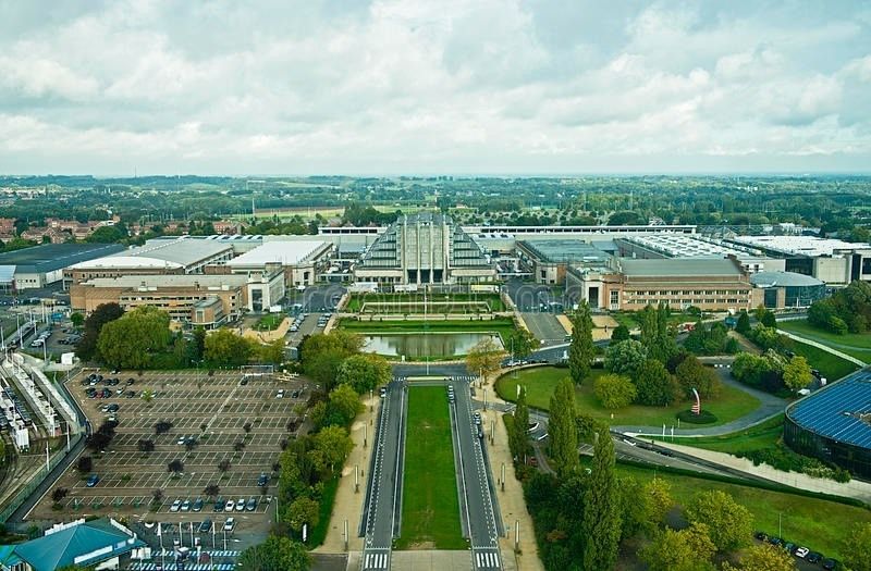 Foto Palacios Heysel de Bruselas