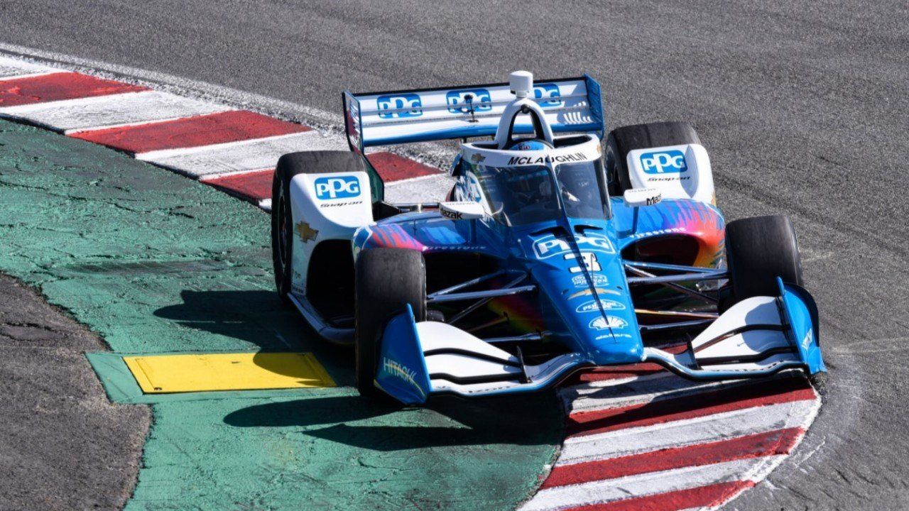 Scott McLaughlin encabeza por sorpresa los Libres 2 de Laguna Seca: Palou 3º de nuevo