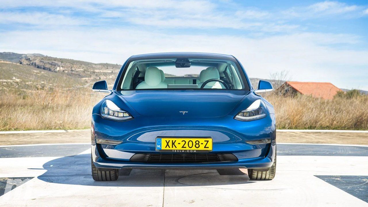 El coche eléctrico gana terreno en Estados Unidos con un claro liderato de Tesla