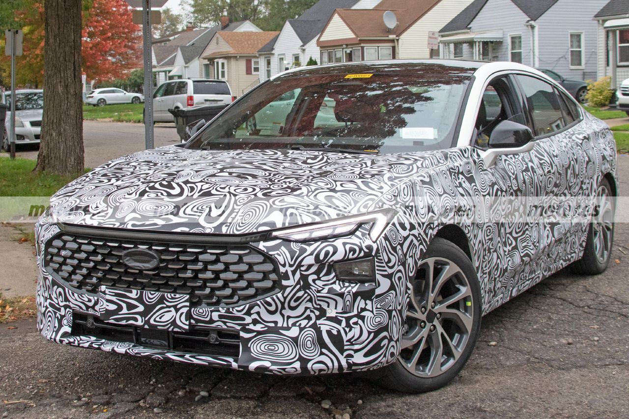 Fotos espía Ford Mondeo 2022 en Estados Unidos - exterior