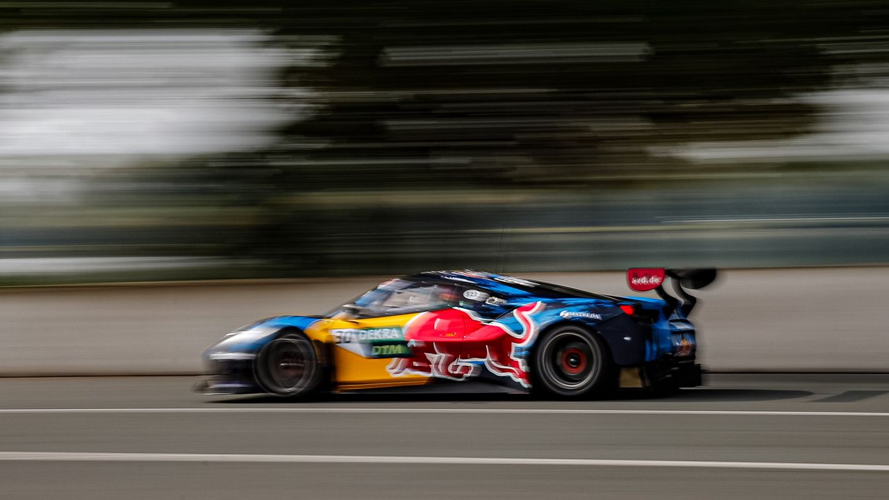 Götz y Lawson no se dan tregua en los libres del DTM en Norisring