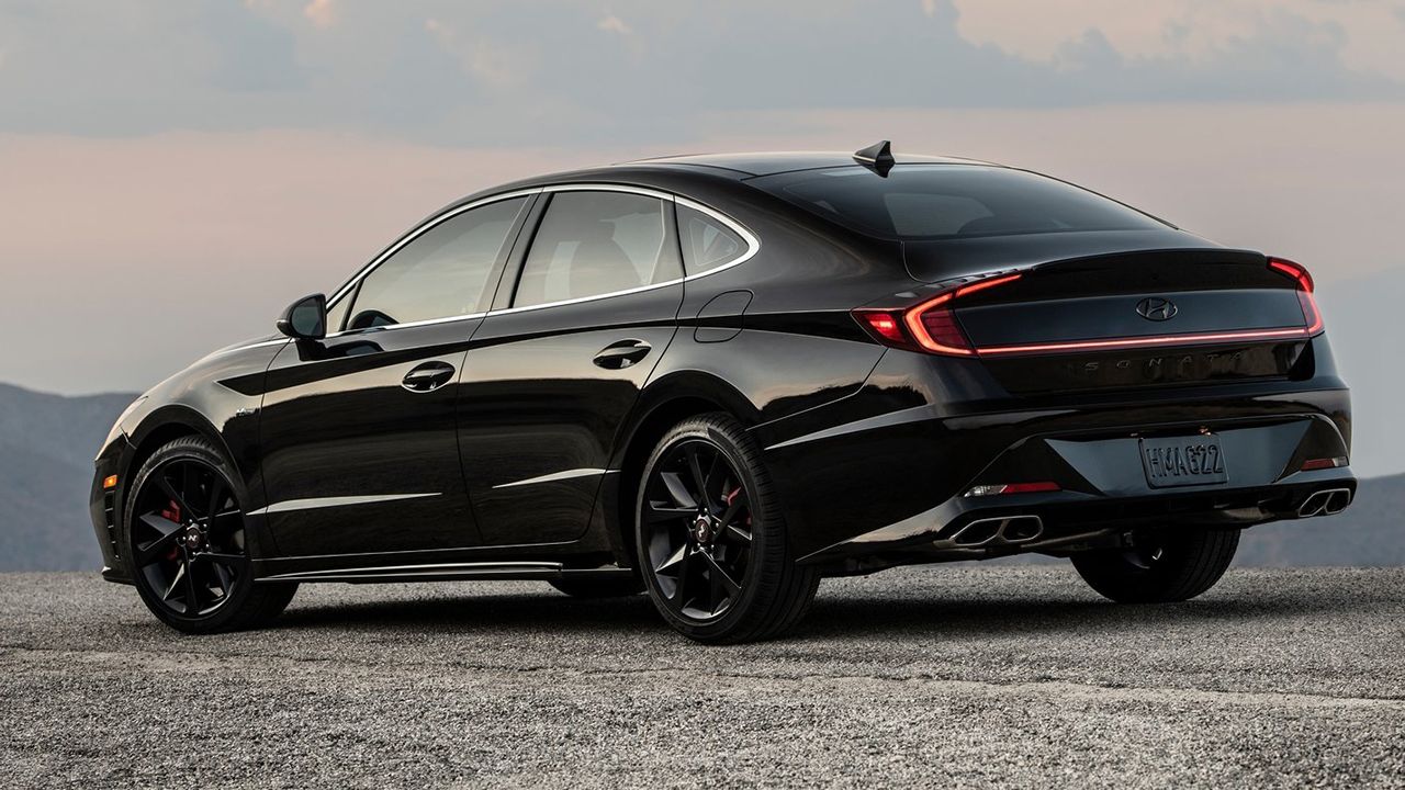 Hyundai Sonata N Line Night Edition - posterior