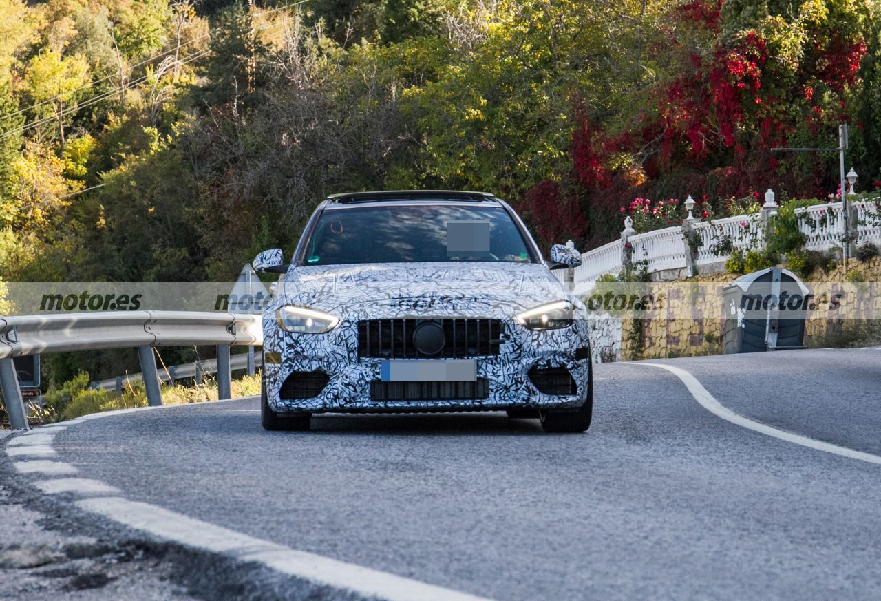 Descubrimos al detalle la tecnología híbrida enchufable del Mercedes-AMG C 63 2022