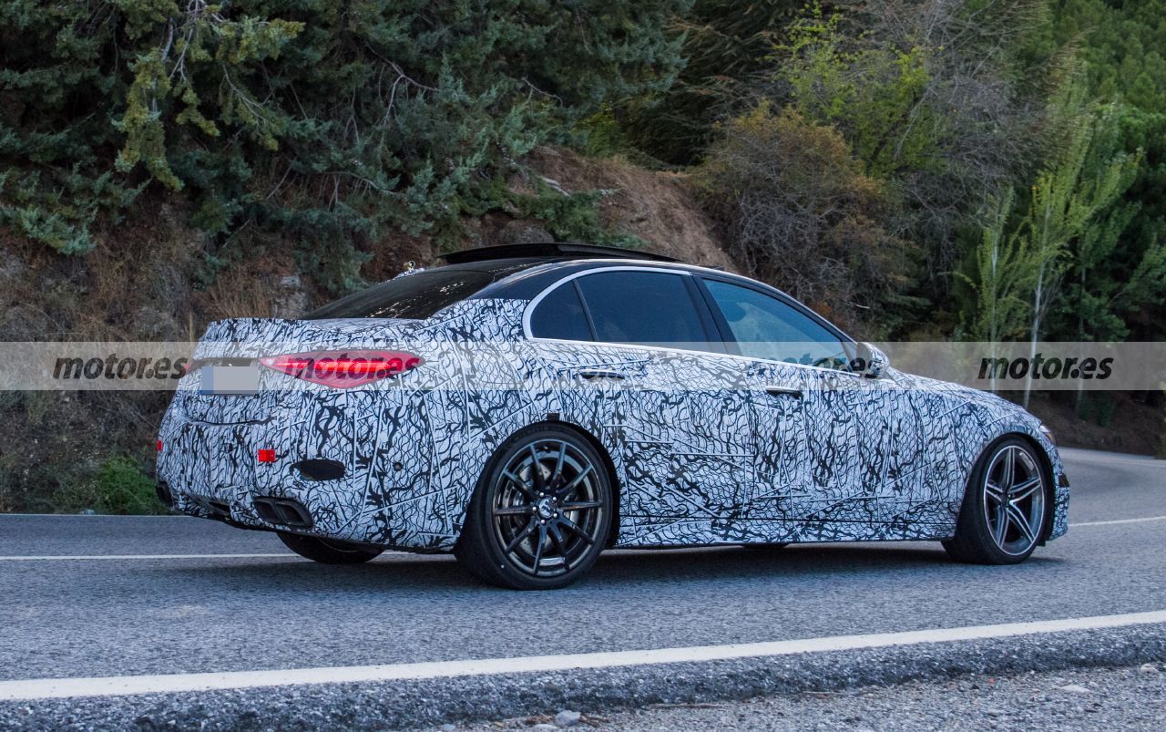 Foto espía Mercedes-AMG C 63 4MATIC 2022 - exterior