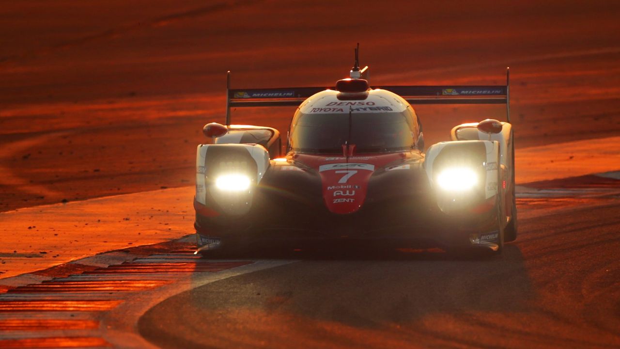 Los pilotos de Toyota Gazoo Racing se juegan el título del WEC en Bahrein