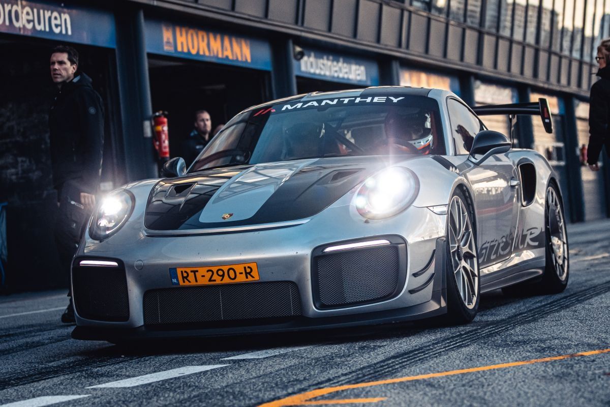 El Porsche 911 GT2 RS bate récord en el circuito holandés de Zandvoort