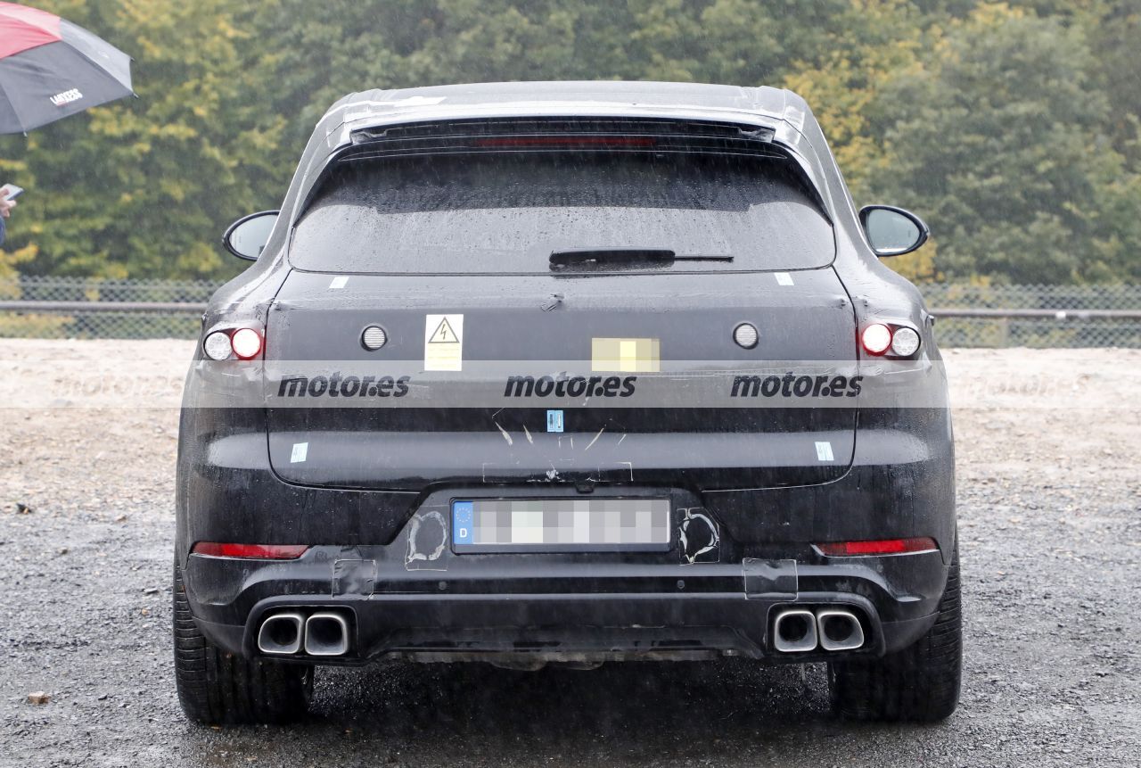 Foto espía Porsche Cayenne Facelift 2023 - exterior