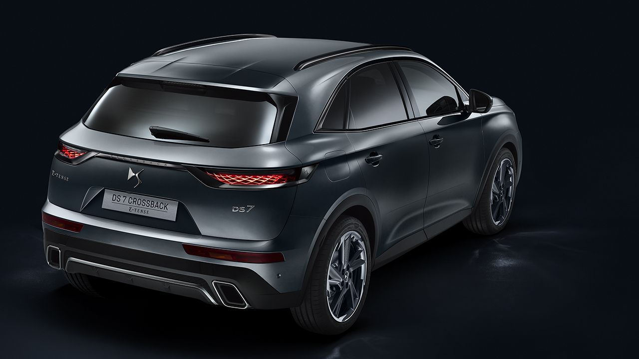 DS 7 Crossback Ligne Noire - posterior