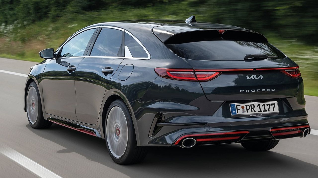 KIA ProCeed 2022 - posterior