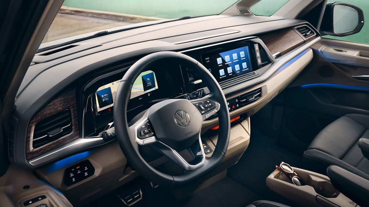 Volkswagen Multivan 2022 - interior