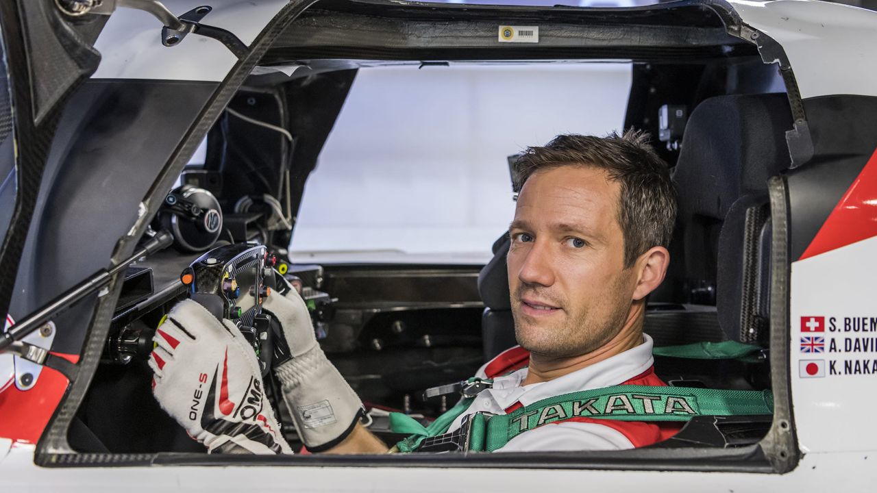 Sébastien Ogier se prepara para debutar sobre el Toyota GR010 Hybrid