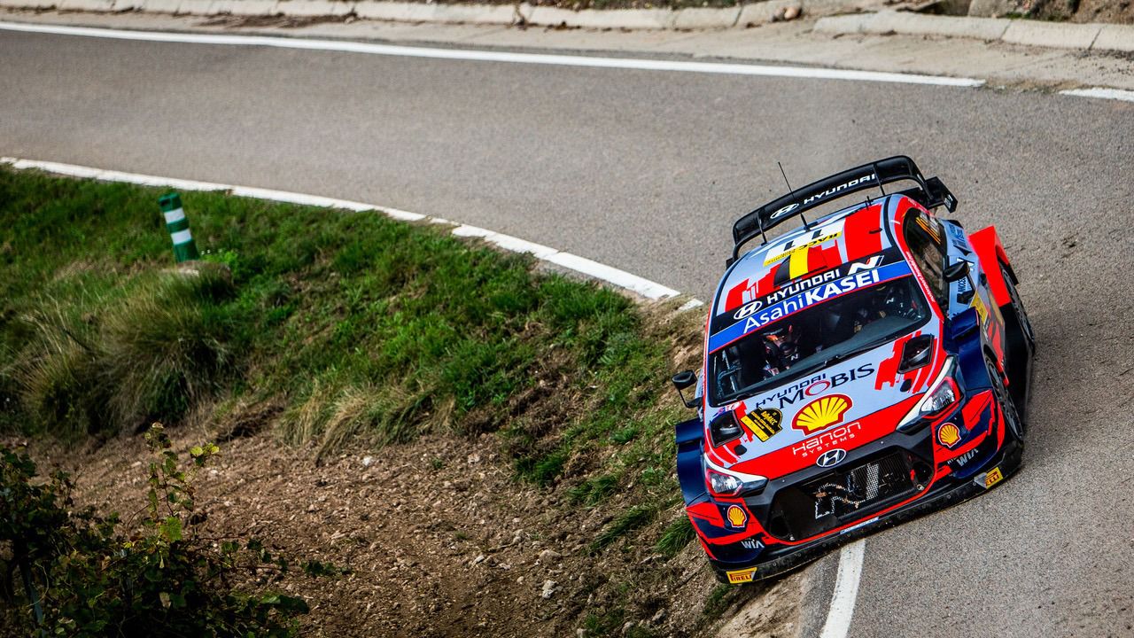 Thierry Neuville estira aún más su ventaja al frente del Rally RACC