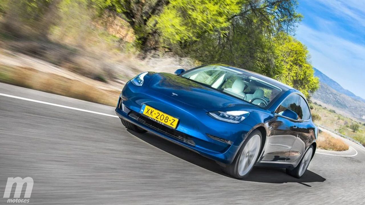 Europa - Septiembre 2021: El Tesla Model 3 hace historia con una gran victoria