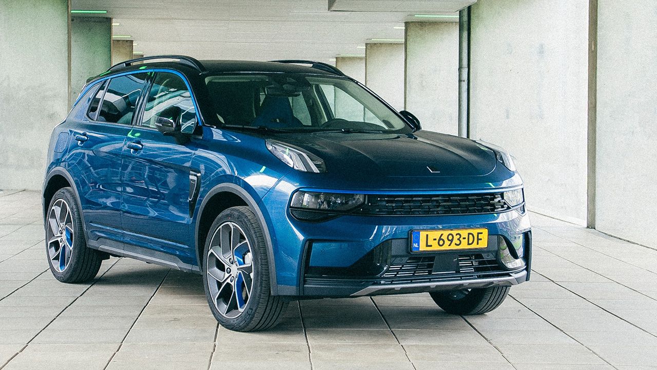 Holanda - Septiembre 2021: El Lynk & Co 01 sorprende al entrar en el Top 10