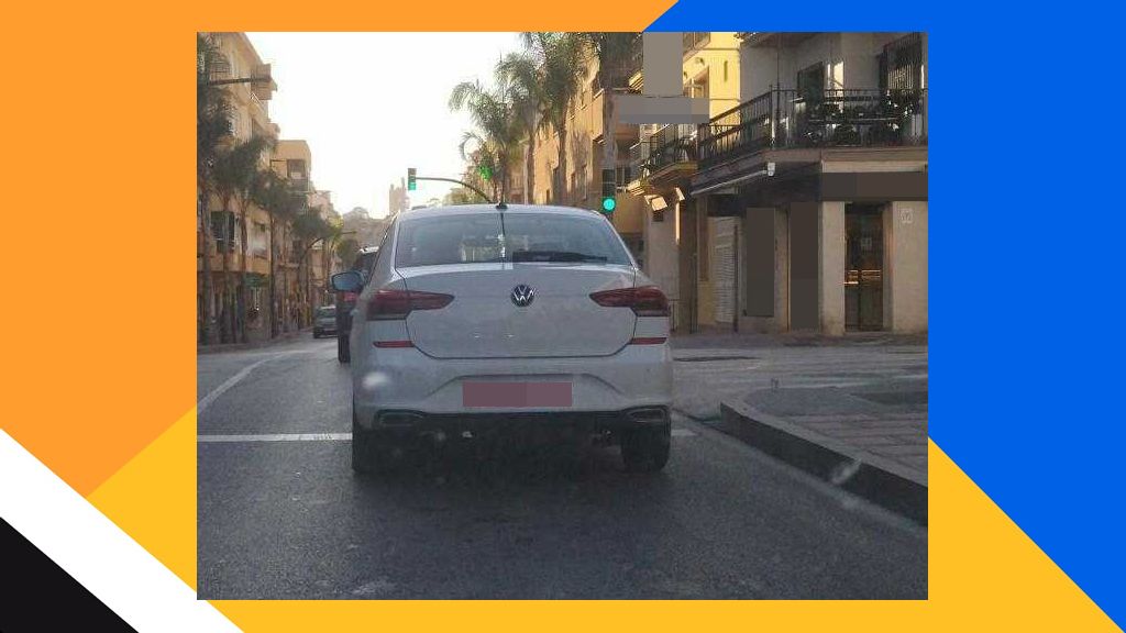 Foto espía Volkswagen Polo Sedán 2022 - exterior