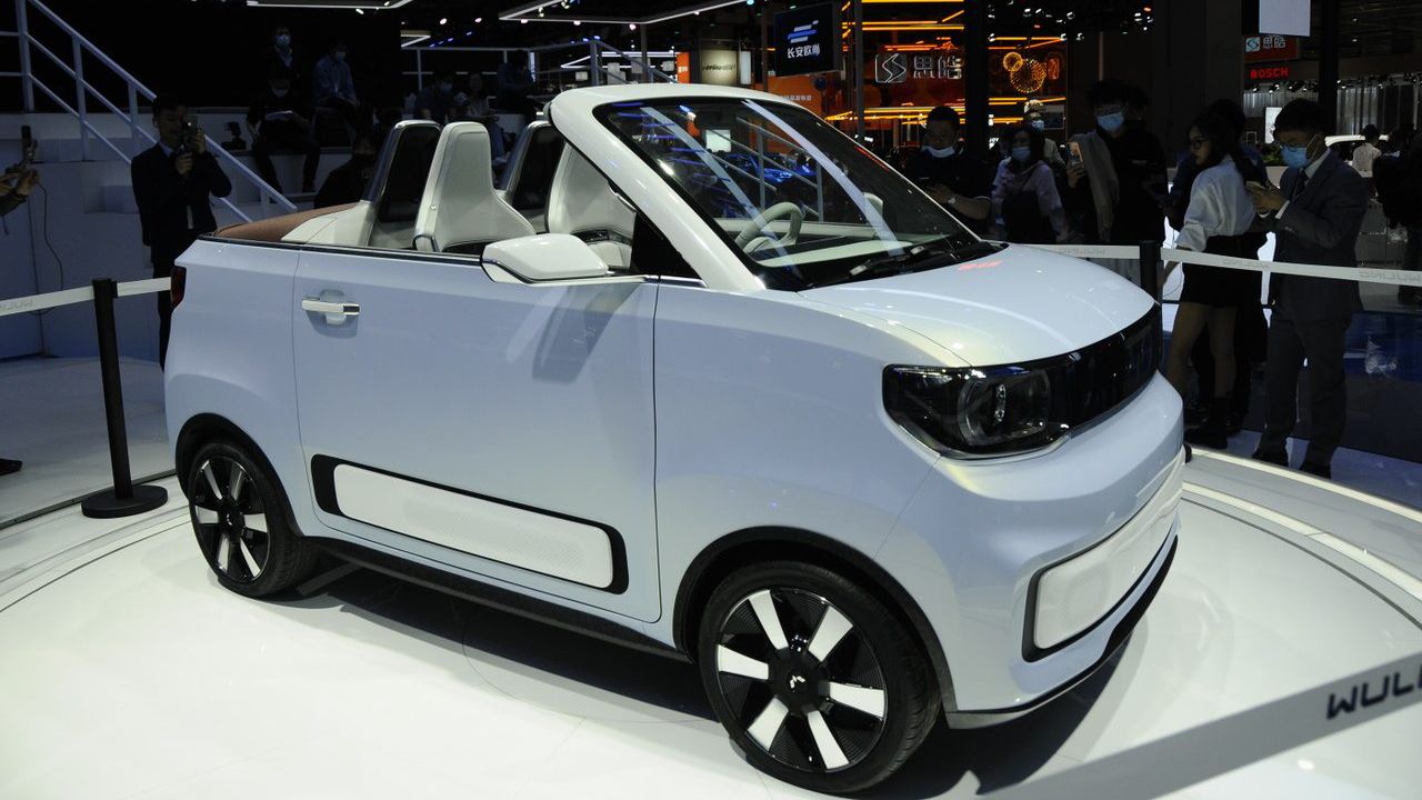 Hongguang Mini EV Cabrio