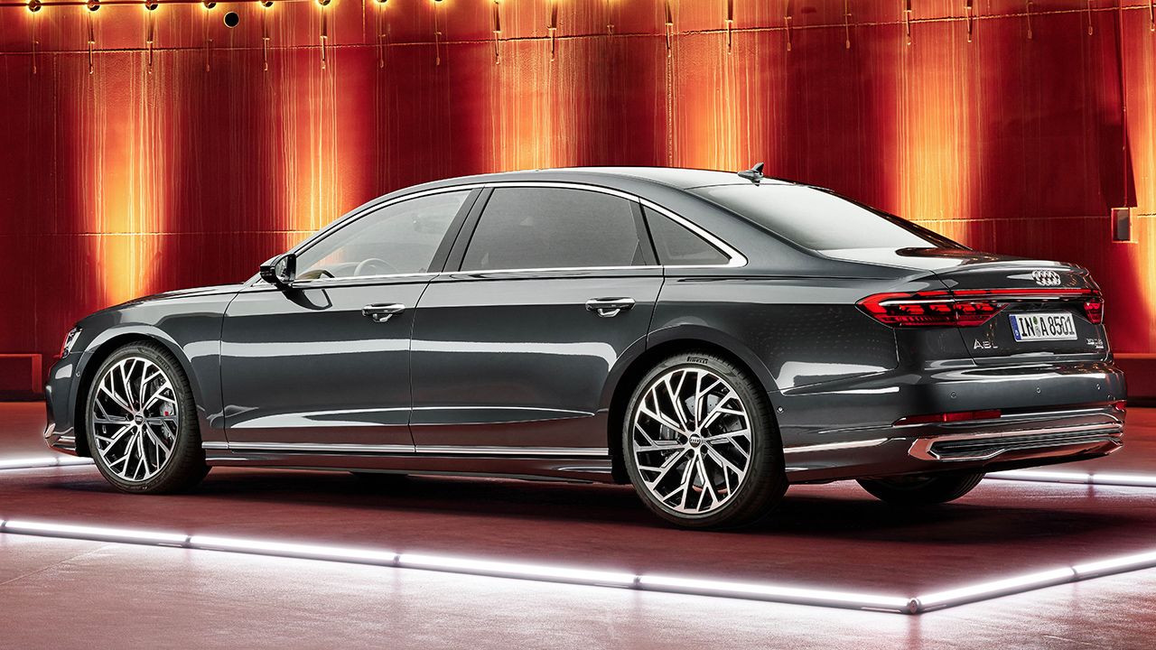 Audi A8 2022 - posterior