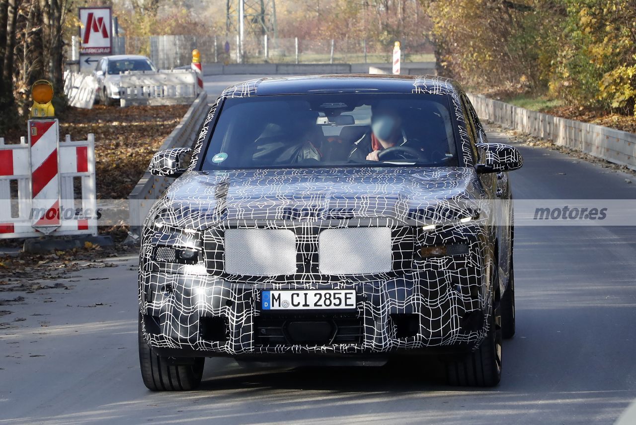 Nuevas fotos espía del BMW XM 2023 muestran interesantes detalles de producción