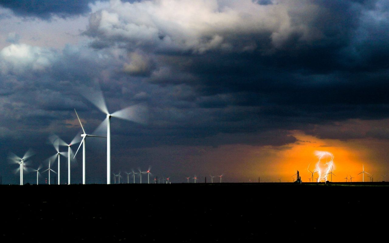 Así se crea hidrógeno verde para coches eléctricos a partir del viento