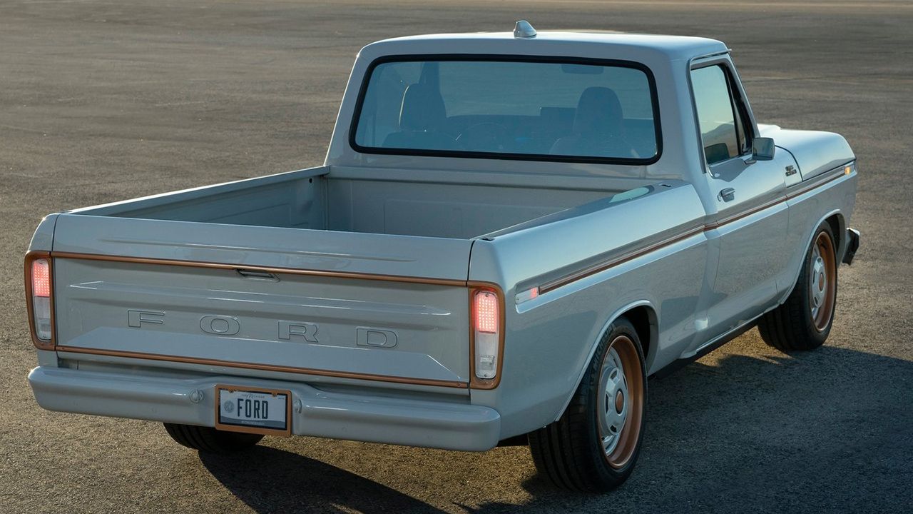 Ford F-100 Eluminator Concept - posterior