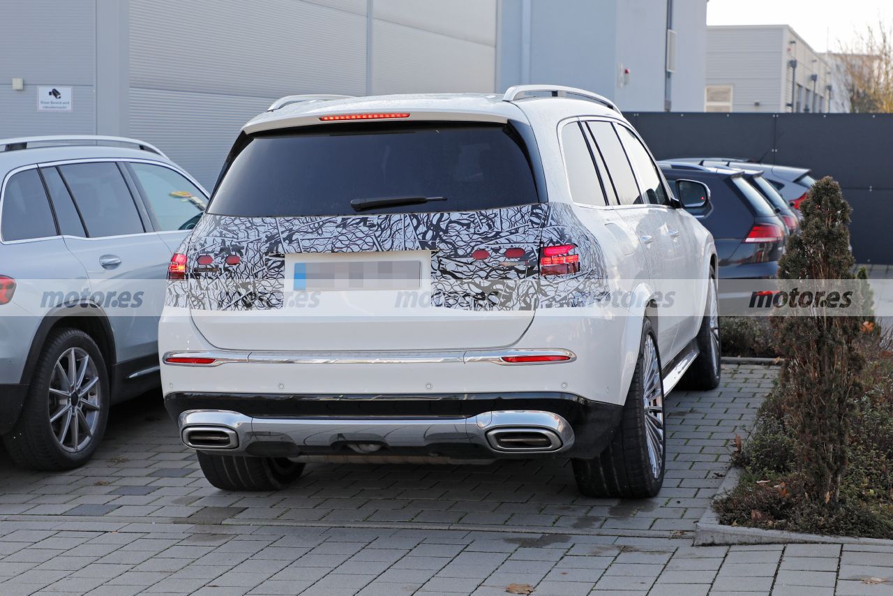 El Mercedes-Maybach GLS Facelift 2023 aparece en unas primeras fotos espía