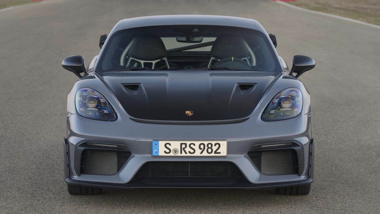 Debuta el exclusivo Porsche 718 Cayman GT4 RS, una auténtica bestia en su categoría