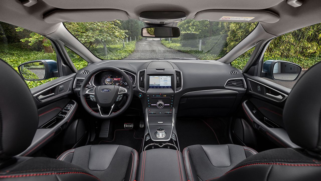 Ford S-Max Hybrid - interior