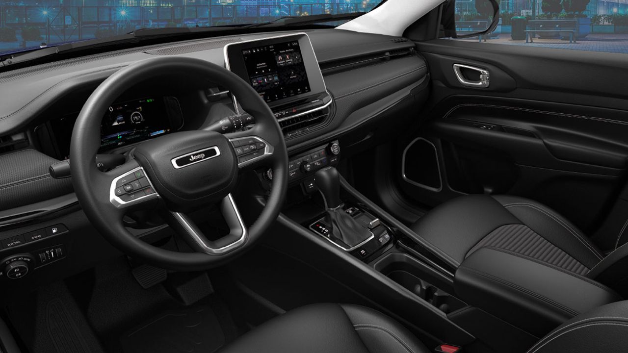 Jeep Compass Night Eagle - interior