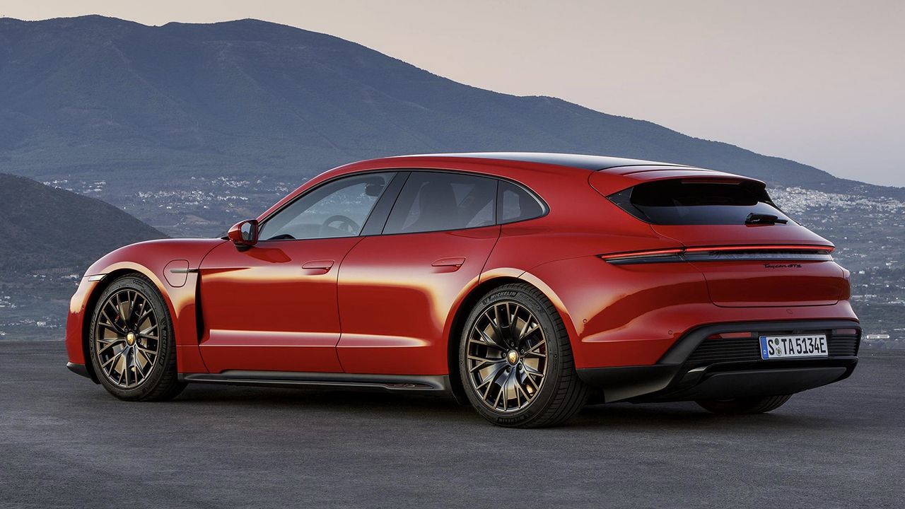 Porsche Taycan GTS Sport Turismo - posterior