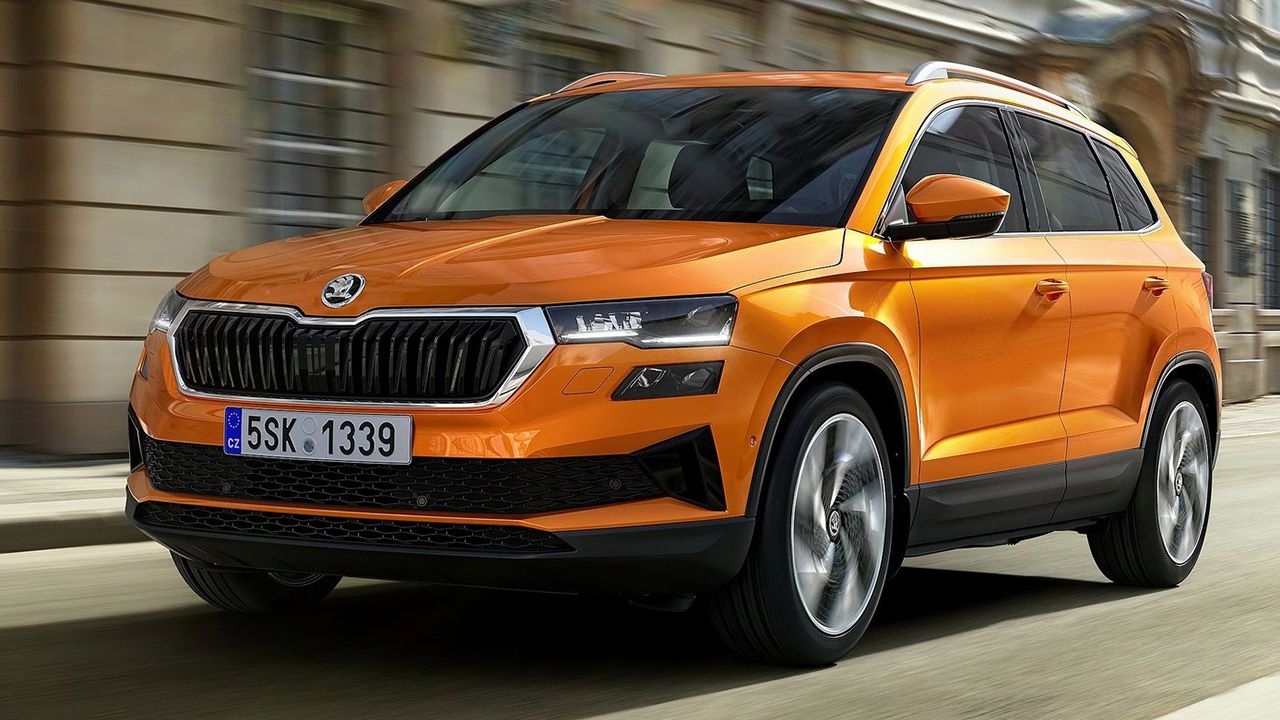 Skoda Karoq 2022, renovación completa para el exitoso SUV compacto