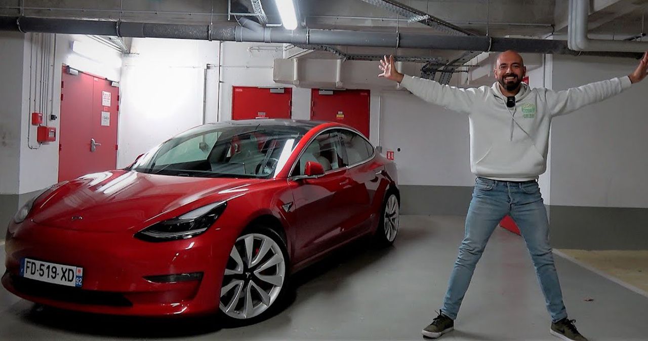 El popular youtuber Saúl López sortea su Tesla Model 3 Performance