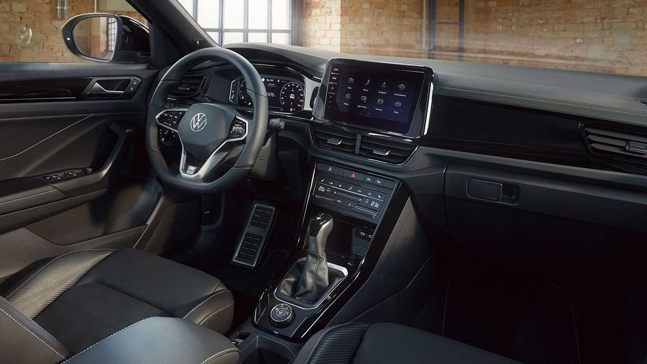 Volkswagen T-Roc 2022 - interior