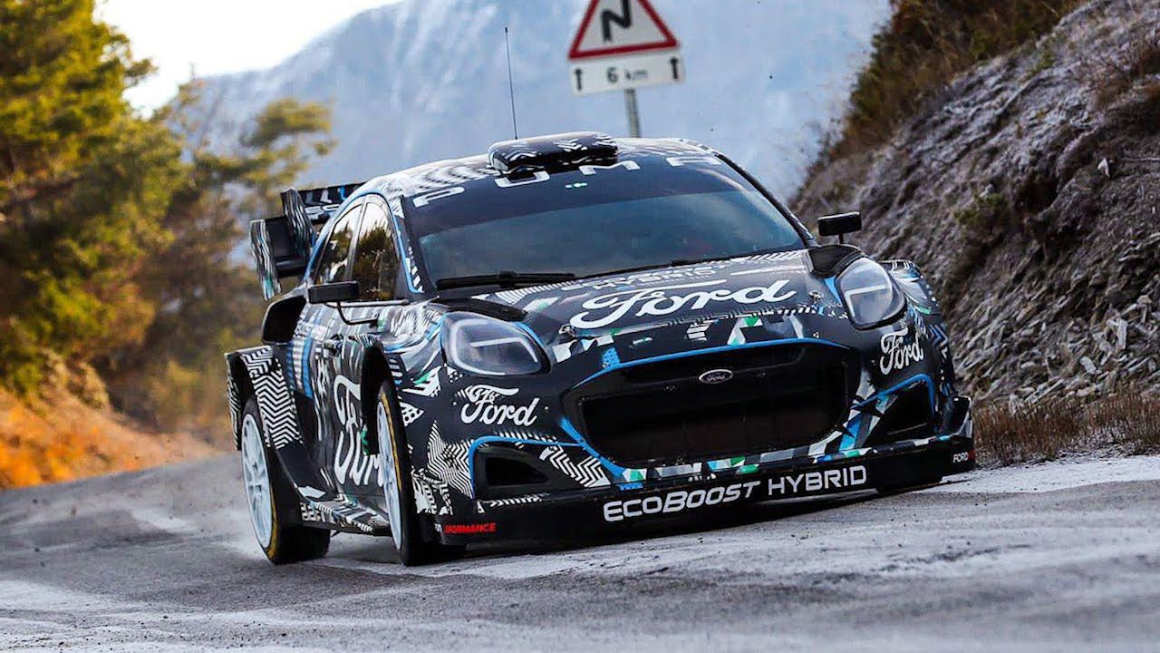 Adrien Fourmaux y Craig Breen prueban el Ford Puma Rally1 en nieve